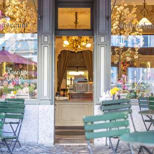 Café & Conditorei 1842